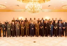 EEUU pide a los países reforzar su poder militar , en una cumbre internacional , con presencia de Bolivia