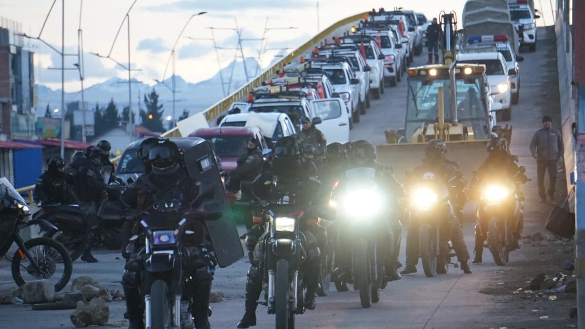 VECINOS DE EL ALTO RESPALDAN OPERATIVO Y PIDEN VOLVER A TRABAJAR