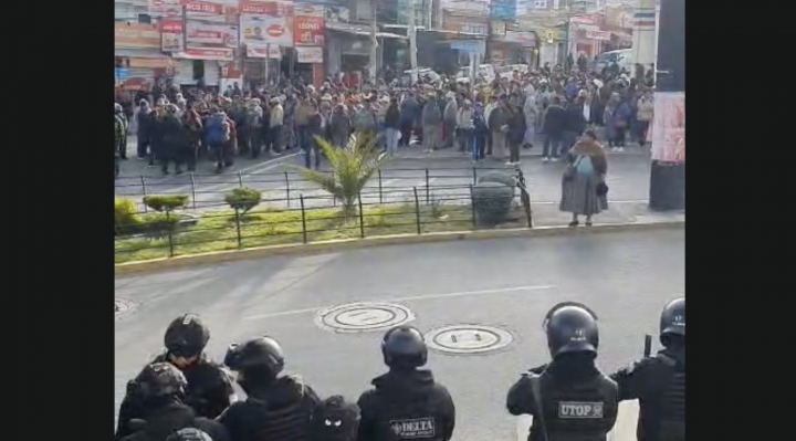 CALACOTO VIVE UNA JORNADA DE MOVILIZACIONES: SECTORES DE PALCA Y PLATAFORMAS CIUDADANAS OCUPAN DISTINTOS PUNTOS