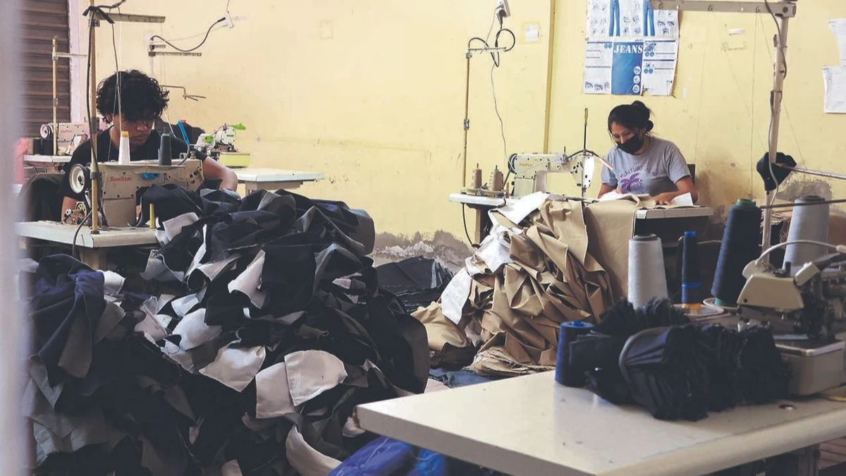 TALLERES TEXTILES ADVIERTEN PARALIZACIÓN POR FALTA DE INSUMOS Y CAÍDA DE VENTAS 