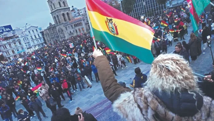 CRECE LA PRESIÓN PARA DECLARAR ESTADO DE EXCEPCIÓN MIENTRAS SE INTENSIFICA EL CERCO A LA PAZ 