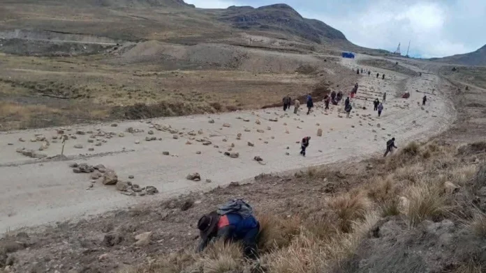  LOS BLOQUEOS SUBEN A 94 PUNTOS Y COCHABAMBA VUELVE A SER EL EPICENTRO DEL CONFLICTO