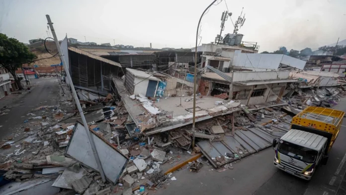 AUMENTA A 589 LA CIFRA DE FALLECIDOS POR LOS DEVASTADORES TERREMOTOS EN VENEZUELA