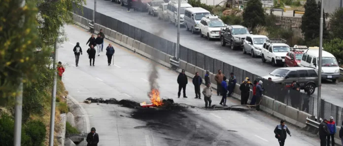 ABC REPORTA 80 PUNTOS DE BLOQUEO EN EL DÍA 41 DEL CONFLICTO Y COCHABAMBA SIGUE COMO EL DEPARTAMENTO MÁS AFECTADO 