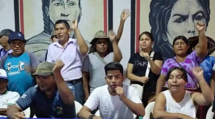 INTERCULTURALES ADVIERTEN A POLICÍAS Y MILITARES MIENTRAS EVO MORALES ANUNCIA QUE “VA A COMBATIR”