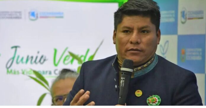  LOZA NIEGA HABER IMPULSADO LOS BLOQUEOS Y ANUNCIA PLAN DE REACTIVACIÓN ECONÓMICA PARA COCHABAMBA