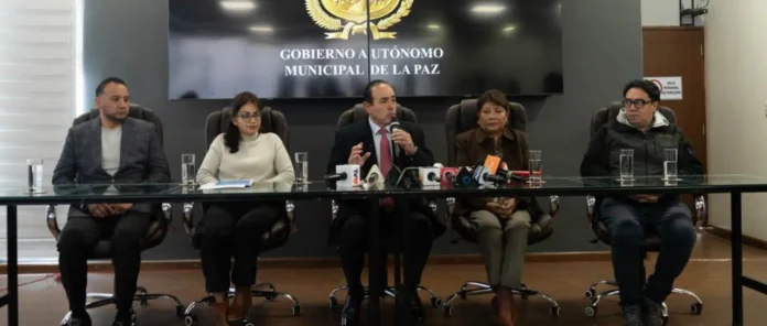  LA PAZ BUSCA REACTIVAR SU ECONOMÍA TRAS LOS BLOQUEOS CON UNA ASAMBLEA DE LA PACEÑIDAD 
