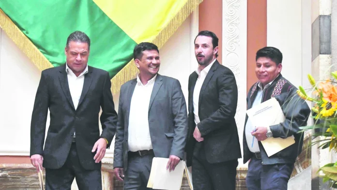 GOBERNADORES PREPARAN PROPUESTA CONJUNTA PARA IMPULSAR EL MODELO 50/50