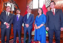 BOLIVIA Y PERÚ RETOMAN AGENDA DE INTEGRACIÓN BOLIVIA Y PERÚ RETOMAN AGENDA DE INTEGRACIÓN