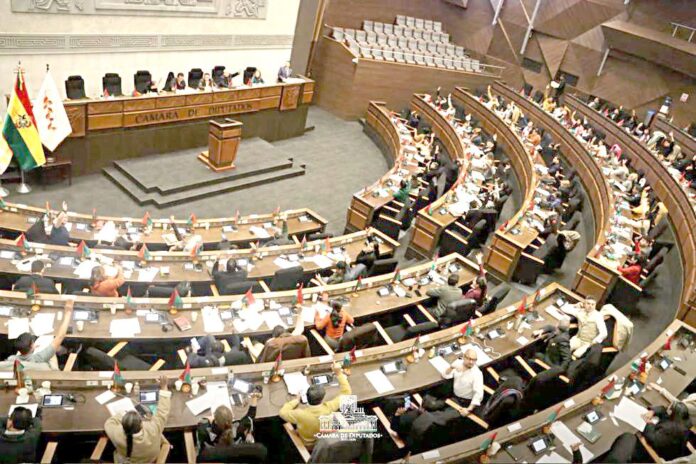 ASAMBLEA LEGISLATIVA ENTRA EN RECESO Y DEJA PENDIENTE EL PGE REFORMULADO 2026