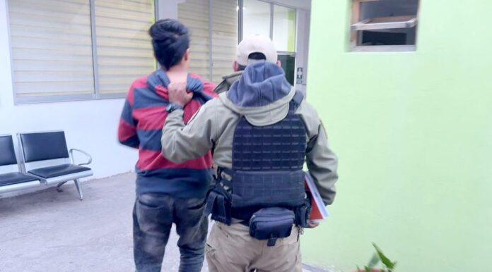 AGRESOR DE ADULTO MAYOR INTENTÓ FUGAR TRAS SU CAPTURA
