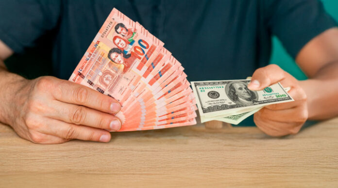 DÓLAR OFICIAL SUBE A BS 10,50 Y ACUMULA ALZA DE BS 0,77
