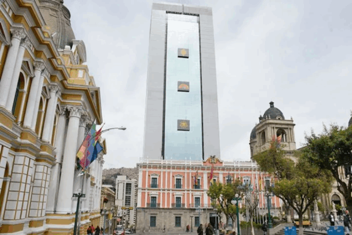 GOBIERNO ELIMINA DESCUENTOS SINDICALES AUTOMÁTICOS POR PLANILLA