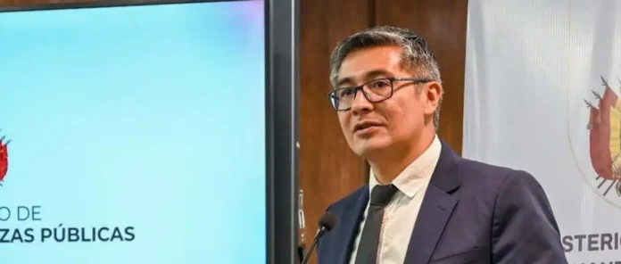 GOBIERNO ANUNCIA LEY PARA APLICAR PROPUESTAS DEL MODELO 50-50