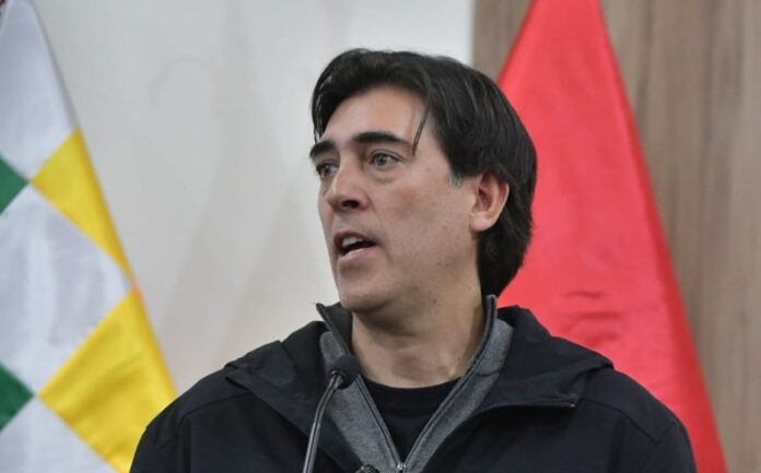 MINISTRO ZAMORA RESPONDERÁ POR TARIFAS Y SERVICIOS DE BOA