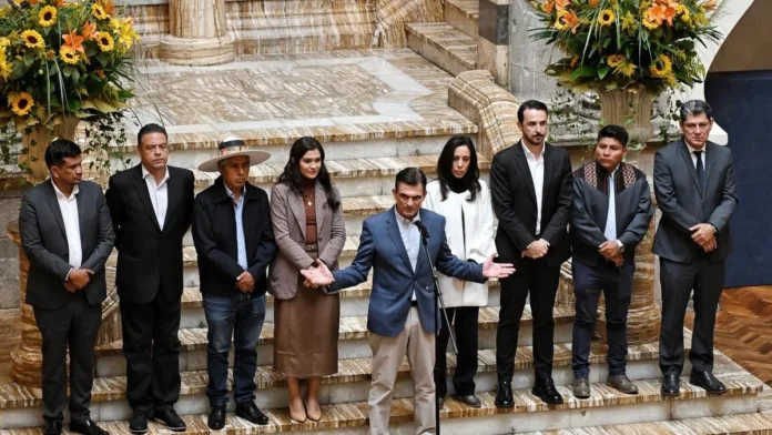 GOBIERNO, GOBERNADORES Y LEGISLATIVO DEFINIRÁN LA RUTA DEL PACTO FISCAL Y EL 50/50 EN SUCRE