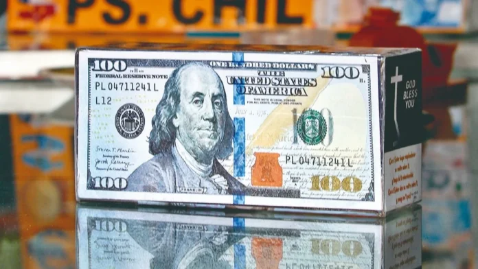 DÓLAR RETROCEDE Y BAJA SEIS VECES EN BOLIVIA