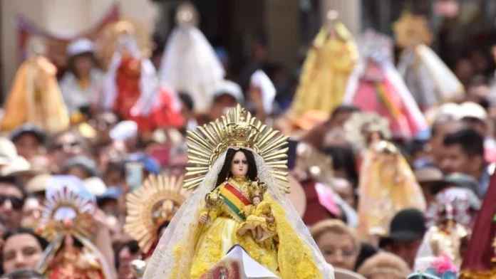 FE Y DEVOCIÓN MARCAN EL DÍA CENTRAL DE URKUPIÑA; RODRIGO PAZ PARTICIPARÁ EN LA MISA