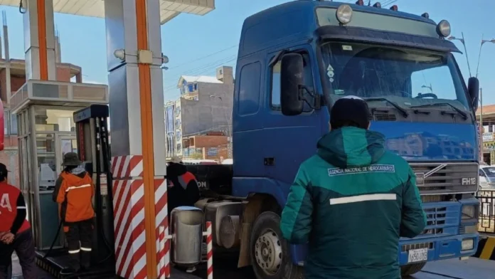DIÉSEL PARA GRANDES CONSUMIDORES SUBE A BS 18