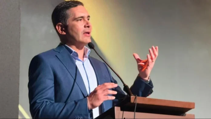 PAZ DESIGNA A JUSTINIANO COMO MINISTRO INTERINO DE ECONOMÍA