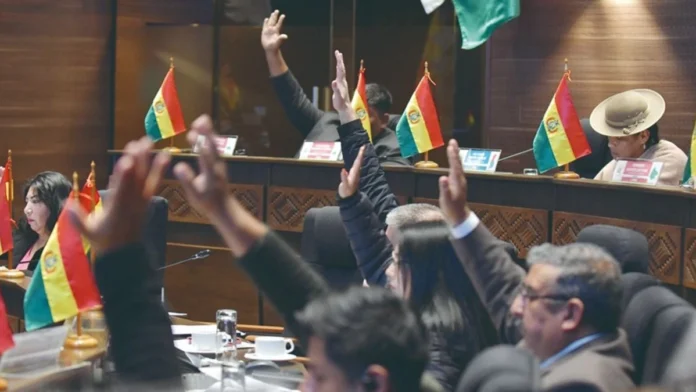 SENADO APRUEBA LEY DE ACCESO A LA INFORMACIÓN PÚBLICA