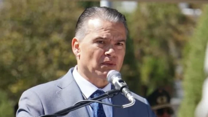 MINISTRO DE DEFENSA ADVIERTE POR POSIBLE ABROGACIÓN DEL DS 5676