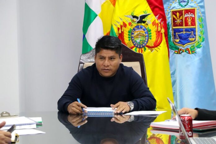 LOZA RATIFICA SU APOYO A EVO MORALES PESE A PROCESOS
