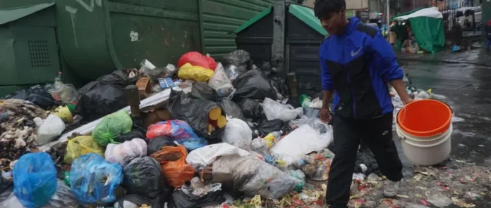 RETIRAN 643 TONELADAS DE BASURA TRAS EL PARO EN LA PAZ