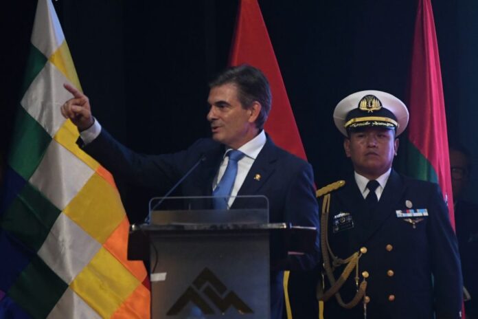 PAZ ADVIERTE SOBRE UN POSIBLE NUEVO “SISMO POLÍTICO” Y PLANTEA REFORMA CONSTITUCIONAL