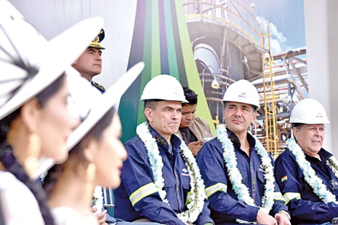 BOLIVIA IMPORTARÁ PETRÓLEO PARA AUMENTAR LA PRODUCCIÓN DE CARBURANTES