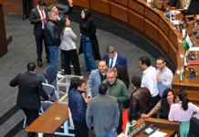 ASAMBLEA LEGISLATIVA SUPERA 20 HORAS DE SESIÓN, MODIFICA LA LEY 260 Y APARTA A MARIACA ASAMBLEA LEGISLATIVA SUPERA 20 HORAS DE SESIÓN, MODIFICA LA LEY 260 Y APARTA A MARIACA