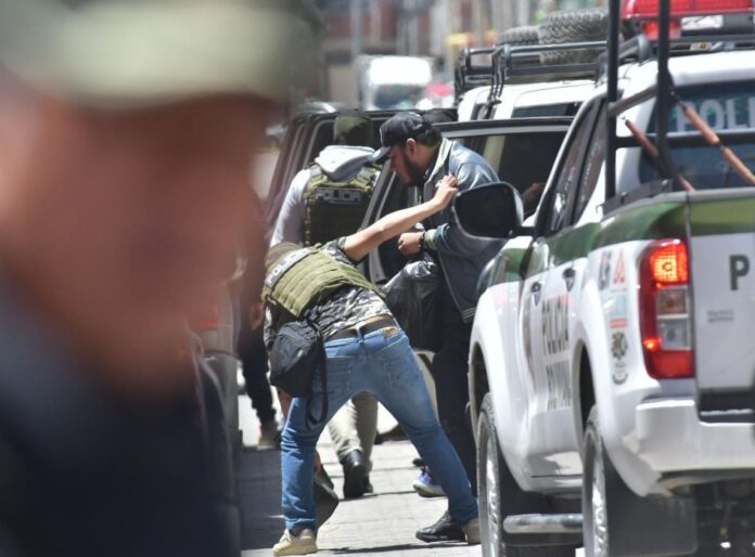  EN MARCHA LA AUDIENCIA VIRTUAL DE MARIACA, ZEBALLOS, IRUSTA Y EL POLICÍA APARICIO 